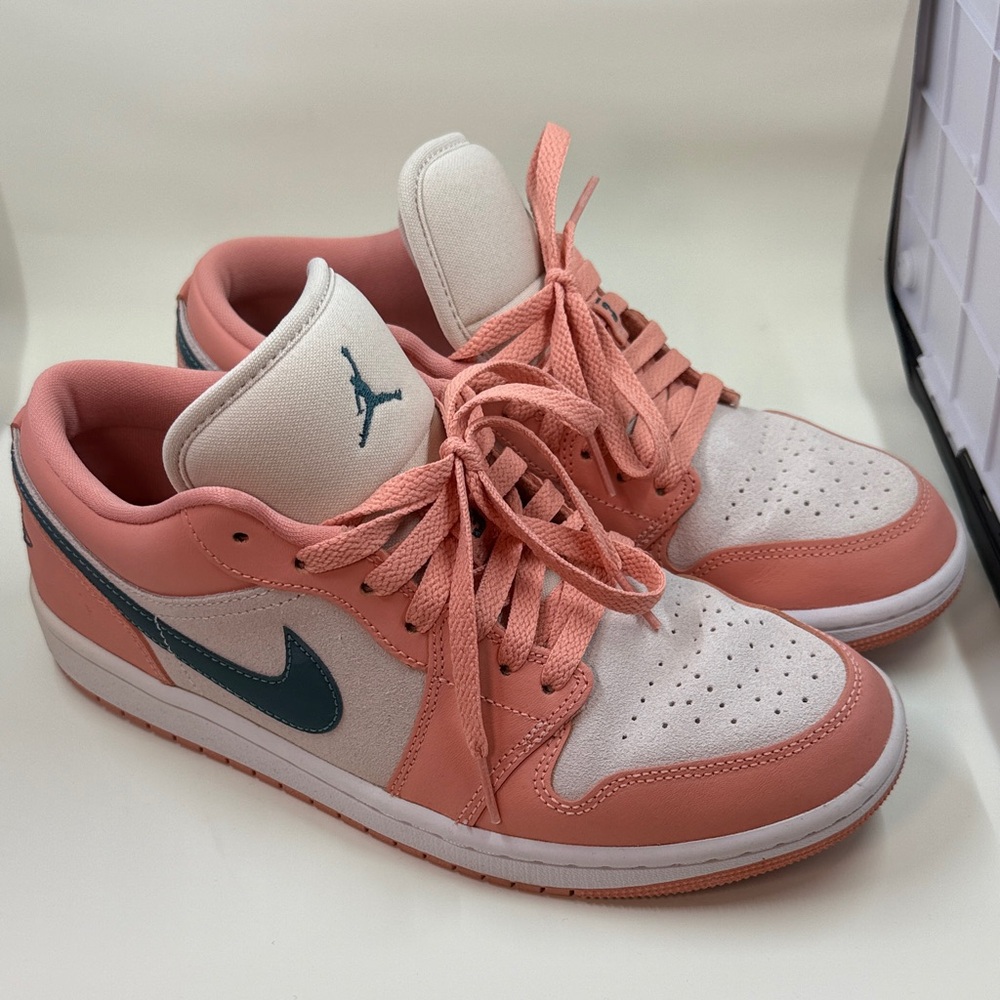 Jordan Women's Coral and Teal Sneakers
